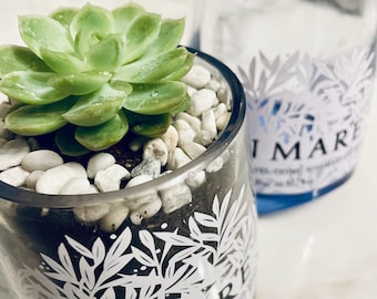 Meer-Gin-Flaschenvase mit Sukkulentenpflanze zur Einrichtung, Designflasche, Hochzeitsgeschenk, selbstgemacht, einzigartiges Geschenk