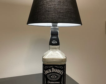 Lampada Vintage Jack Daniel’s con paralume ,bottle lamp, lampada bottiglia design, lampada arredo,lampada regalo fai da te unico,gift idea