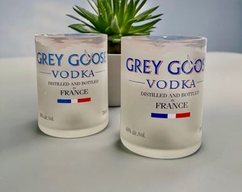 Set handgemaakte Gray Goose wodkaglazen, drinkglazen, wodkaglazen, designglazen, wodkacadeau, flesontwerp, upcycling
