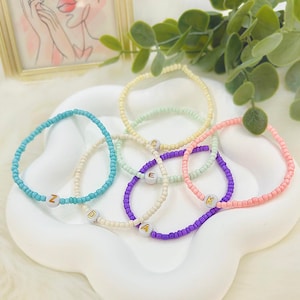 Armband mit Buchstabe/ Personalisierte Namensarmbänder/ Perfektes Geschenk für sie/ Personalisierte Geschenke/ Modeschmuck