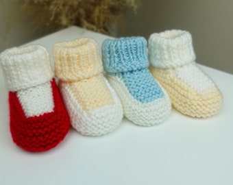 Newborn booties, Crib shoes, Knit baby booties, Baby socks, Infant booties