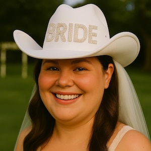 Bride Pearl Cowgirl Hat: Western Bachelorette Party Accessory