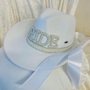 Pearl Bride Cowgirl Hat: Western Bachelorette Party Bridal Hat