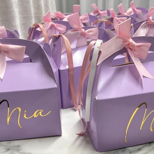 Boîtes de cadeaux personnalisées avec poignée pour baby shower, anniversaire, shower de bébé, mariage, bonbons, cadeau pour toutes les occasions, petites boîtes à pignon