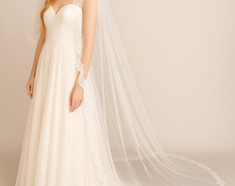 Lace Bridal Veil with Pearl Detail: Tulle Bow Headpiece