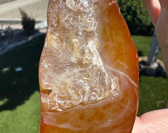 Carnelian Seam Agate – Botryoidal Formation & White Crystal Layer. Collected and Tumbled from Southern Oregon.