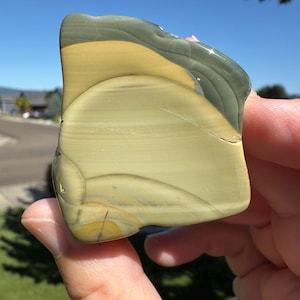 Blue Mountain Jasper with lapidary material. Tumbled, ready to cut and polish into jewelry.