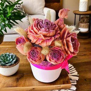 Luxuriöse Sommer Prärie Soja-Kerze: Handgefertigtes Blumenbouquet mit Ätherischen Ölen für die Dekoration im Haus