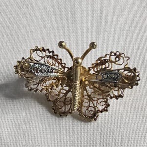 Antique Filigree GE 800 Silver Butterfly Brooch