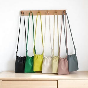 PU-Leder-Umhängetasche für Damen - Luxus-Crossbody-Klappen-Geldbeutel mit großer Kapazität