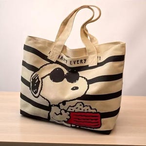 Snoopy Canvas Tote Bag – Cute Cartoon Book Bag for Girls, Large Capacity School & Mommy Bag