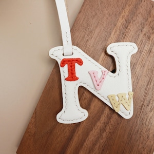 Custom Handmade Leather Initial Name Bag Charm Leather Keychain Alphabet Bag Tag Leather Keychain Gift Luggage Charm Leather Name Keyring