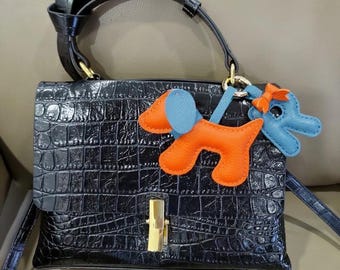 Handgefertigte Leder Hund Charme, Leder Taschenanhänger, niedliche Hund Leder Handtasche und Geldbörse Charme, Hund Schlüsselbund, Tier Schlüsselanhänger, Geschenk für Hundeliebhaber