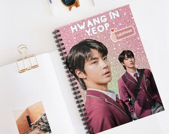 Caderno espiral Hwang in yeop, Caderno True Beauty, Hwang In Yeop, Han sẹojun, Caderno Han Sẹojun, K Drama Lovers, K Dramas