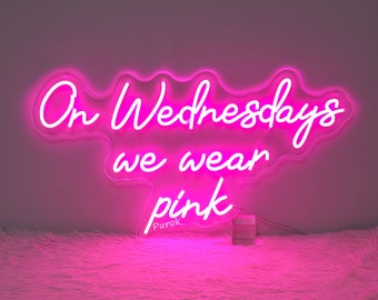 Mercoledì indossiamo il rosa: insegna al neon per l'addio al nubilato