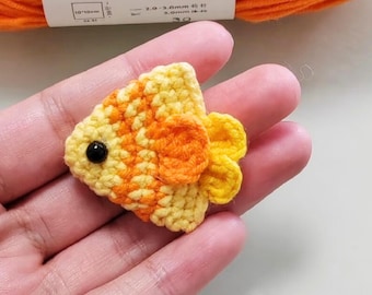 Patrón de mini pez amigurumi de crochet: descarga digital instantánea, adorable animal de crochet, idea de regalo hecha a mano, tutorial de patrón de crochet