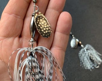 TNO Shad Spin Inline Spinner NEW!  Bass fishing lure! 5/8-ounce model Heavy guage wire, tied silicone skirt !