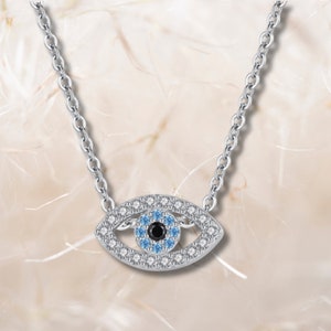 Evil Eye Charm Necklace Third Eye Minimalist Eye Charm Dainty Eye Protection Jewelry Personalized Gifts Best Friend Gift Protection Necklace