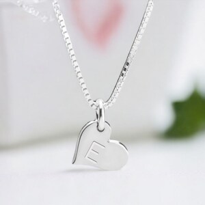 Heart Initial Necklace Personalized Initial Jewelry Minimal Letter Necklace Personalized Initial Pendant Custom Letter Heart Necklace
