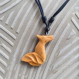 Hand Carved Fox Necklace, Wooden Animal Pendant for Men and Women, Rustic Fox Jewelry, Nature-Inspired Wood Necklace, Handmade Fox Charm