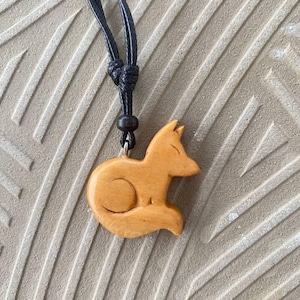 Handmade Wooden Fox Necklace, Carved Wood Fox Pendant Jewelry for Men & Women, Nature Animal Charm, Eco Friendly Gift, Fox Jewelry