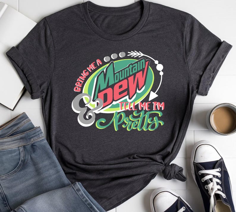 Camiseta unisex con el logo vintage de Mountain Dew, de algodón hilado en anillo. imagen 1
