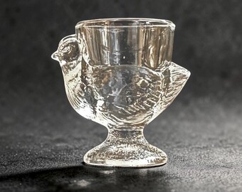 Portahuevos Luminarc con forma de gallina, estilo vintage, fabricado en Francia, cristal transparente de 7,6 cm (3 pulgadas), ideal para la cocina.