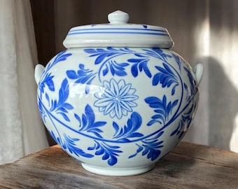 Vintage Blue and White Ginger Jar with Lid, 9” Chinoiserie Floral Vase, Grandmillennial Home Decor, Porcelain Flower & Vine Temple Jar, Gift
