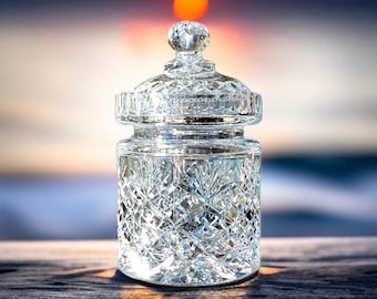 Vintage Essex Crystal Biscuit Barrel Candy Jar Bathroom Apothecary Jar With Lid 7”