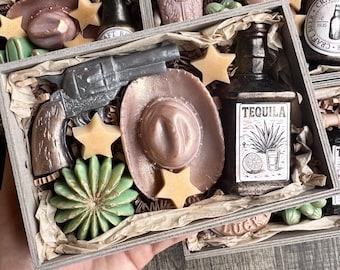 Handmade Western Style Soap Set, Cowboy Decorative Saop, Cow Skull and Tequila Soap, Birthday Gift, Christmas Present, Handcrafted Saop Set
