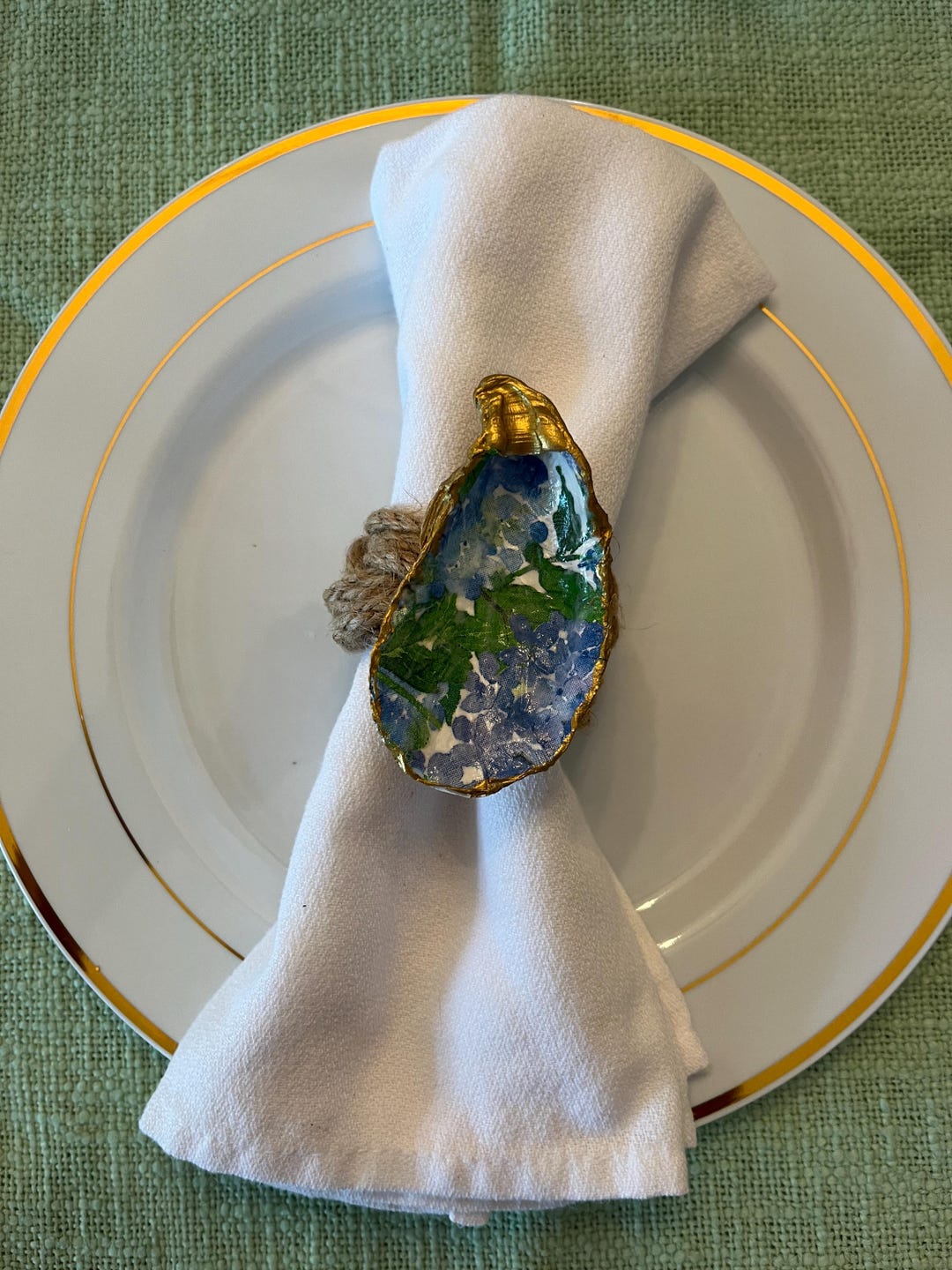 Beautiful Napkin Rings With Blue Hydrangeas Made From Decoupaged Shells ...