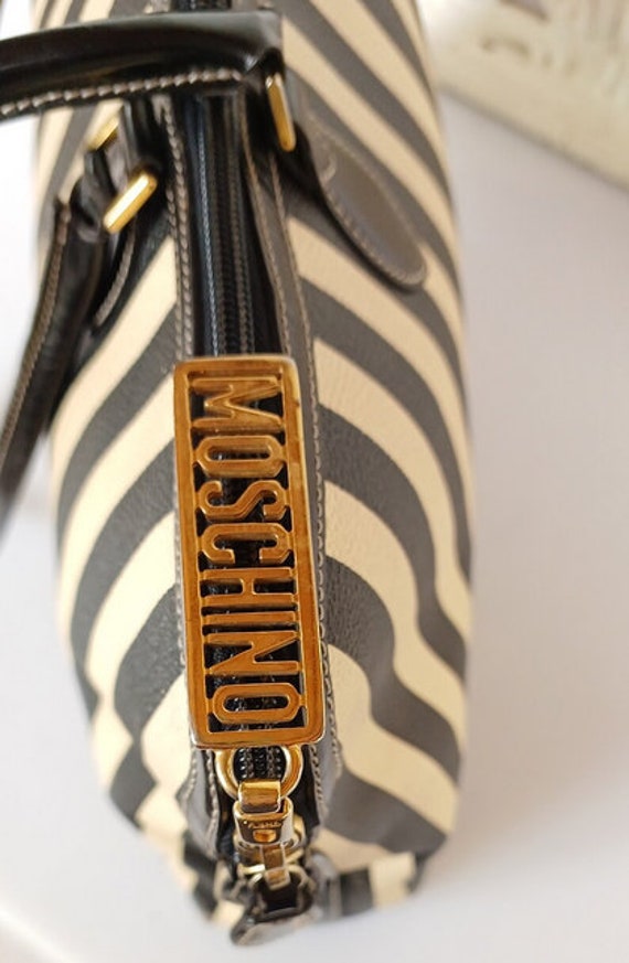 Authentic Monogram Vintage 80s Designer Redwall S… - image 4