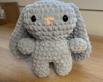 Crochet bunny with clothes