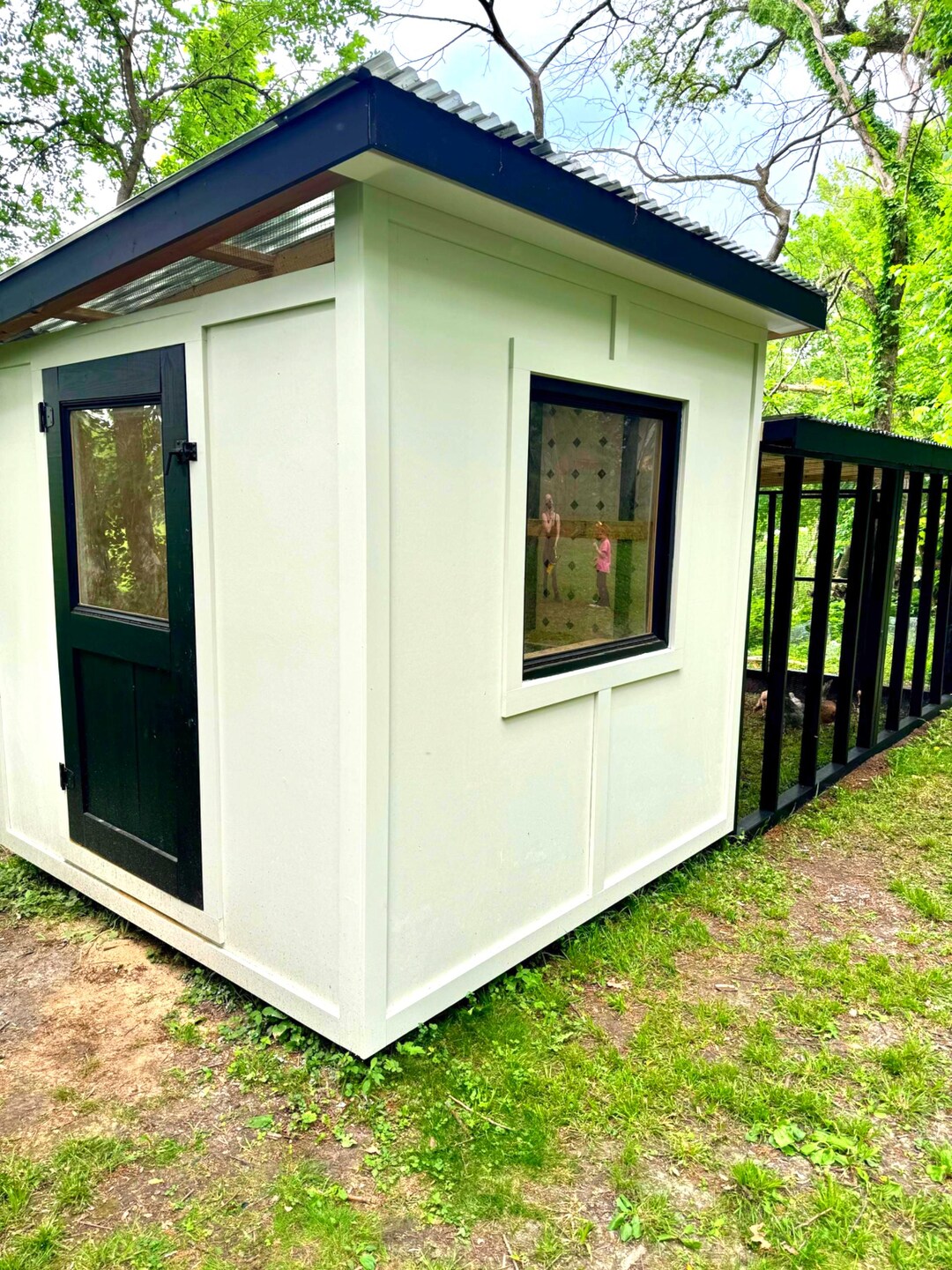 Stunning Diy Backyard Chicken Coop Plans image