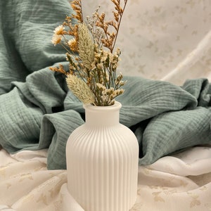 Vase / candle holder image 5