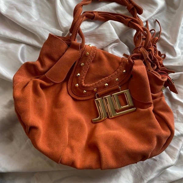 Authentic JLO by Jennifer LOpez real leather shoulder Bag Pre-owned. Gently used. Vintage gift Rare color