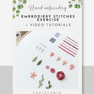Op de afbeelding: Een witte kaart met de tekst "Hand embroidery" en "EMRBODIERY STITCHES EXERCISE + VIDEO TUTORIALS". De kaart toont handborduursteken en bloemmotieven in roze, groen en grijs. De merknaam "PAPISTUDIO" staat onderaan.