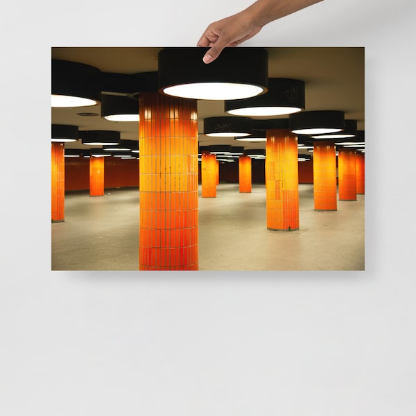 Tunnel in Orange - Poster