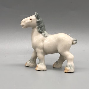 Wade White Horse - Etsy UK