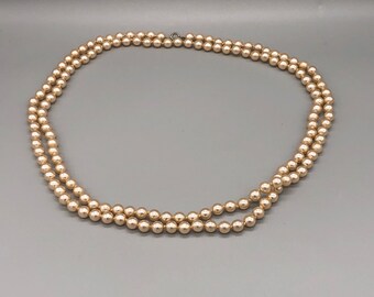 Vintage Faux Pearl Necklace | Vintage Silver Tone Faux Pearl Necklace | 42 Inch Vintage Faux Pearl Necklace | Vintage Pearl Necklace | 1295