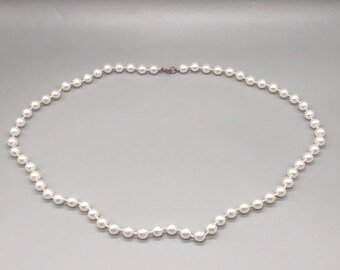 Vintage Faux Pearl Necklace | Vintage Gold Tone Faux Pearl Necklace | 25 Inch Vintage Faux Pearl Necklace | 25” Vintage Pearl Chain | 1384