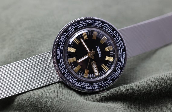 Rare collectible raketa - Gem