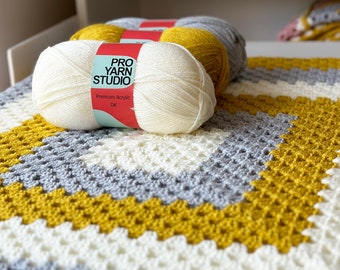 Beginner Crochet Kit: Granny Square Blanket with Yarn & Hook