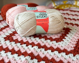 Beginner Crochet Kit: Granny Square Blanket with Yarn & Hook