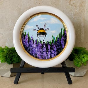 Pintura de abejorro sobre flor Pintura de abeja Abeja Arte original de abejas Obra de arte de flores Mini abeja Arte de pared colorido Impasto Regalo de abejas de miel