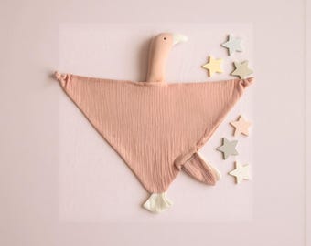 Przytulny kocyk "Gęś Gerda" | Materiałowy kocyk dziecięcy | Kocyk dziecięcy "Gęś" | Pomoc w zasypianiu dla niemowląt | Prezent dla dziecka z okazji narodzin