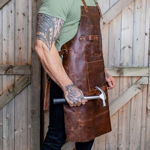 Leather apron for men Personalized apron blacksmith apron black leather woodworking apron with pockets strap apron Valentines gift for him image 4