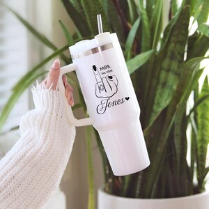 Mrs 40 oz Tumbler, Bride Gift Tumbler, Custom Marital Name Tumbler, 40 oz Bridal Cup, Wedding Gift for Her, Personalized Bride Cup