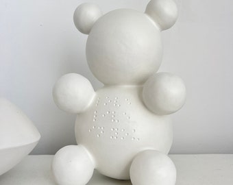 Scultura astratta, Arte contemporanea da collezione, Scultura di animali, Scultura di orso, stile minimalista, Scultura in ceramica bianca