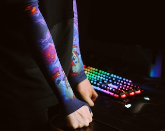 Gaming Arm Sleeve for PC and Sport with open glove and thumb hole for esports gamers HyperBeast